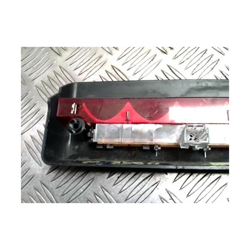 Feu arriere stop central CITROEN C2 PHASE 1 d’occasion