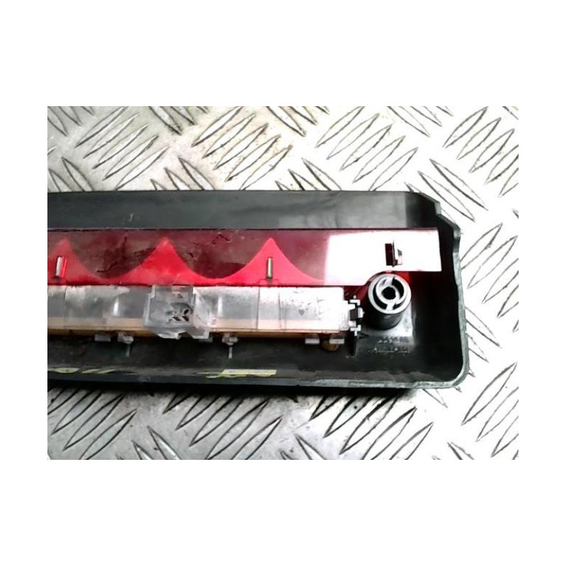 Feu arriere stop central CITROEN C2 PHASE 1 d’occasion