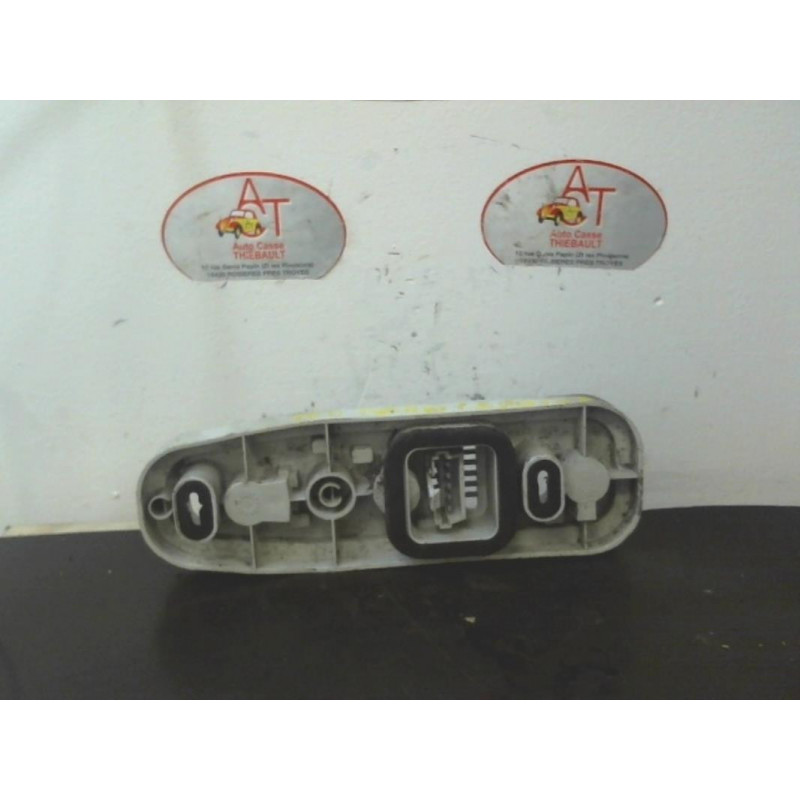 Platine feu arriere droit RENAULT TWINGO I PHASE 3 d’occasion
