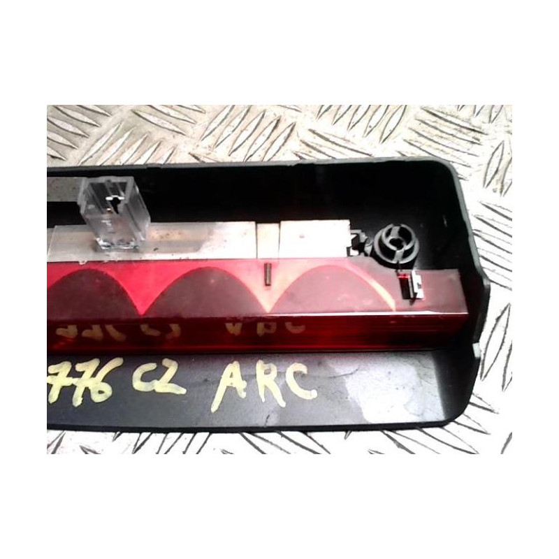 Feu arriere stop central CITROEN C2 PHASE 1 d’occasion