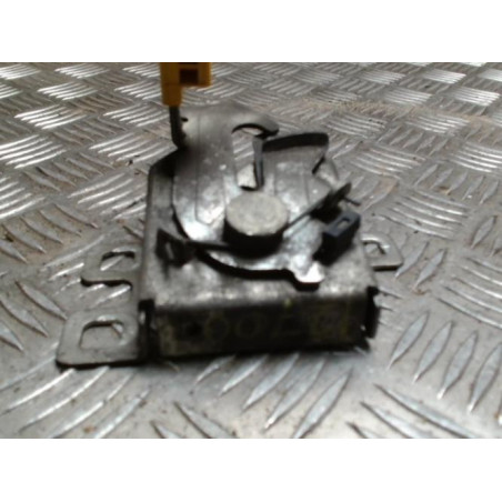 Serrure de capot CITROEN NEMO d’occasion