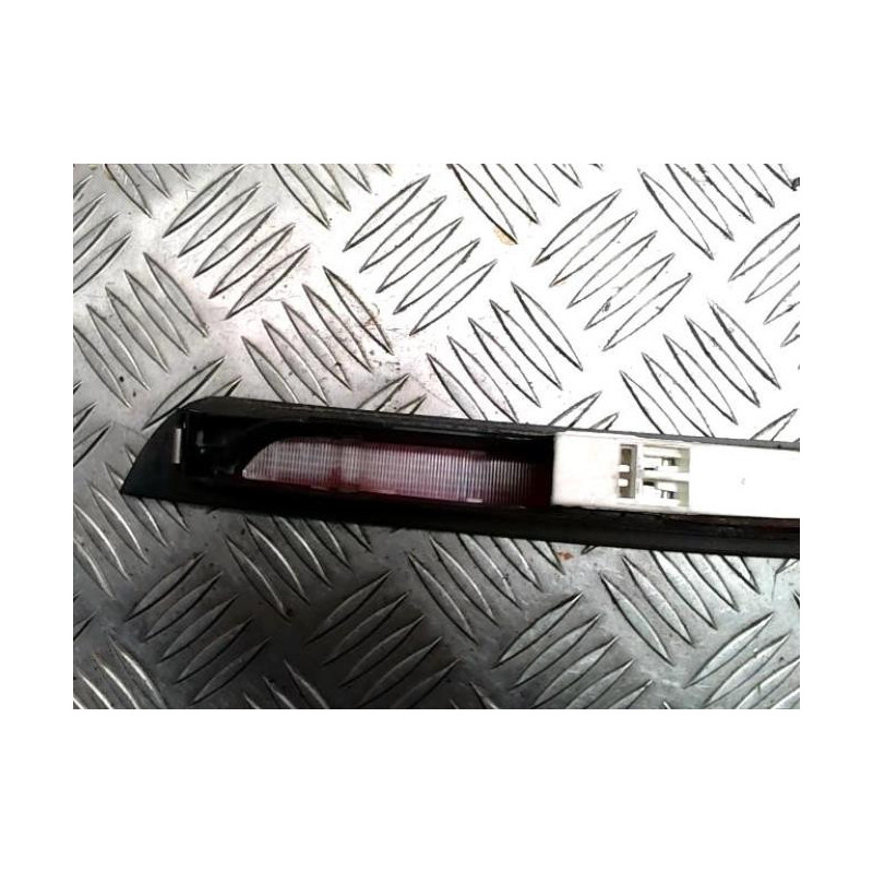 Feu arriere stop central CITROEN C3 1 PHASE 2 d’occasion