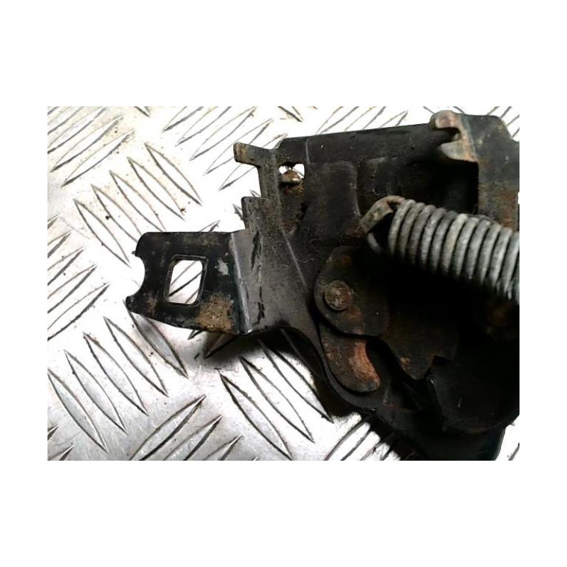 Serrure de capot VOLKSWAGEN  d’occasion