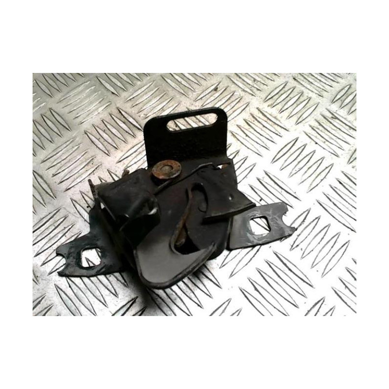 Serrure de capot VOLKSWAGEN  d’occasion