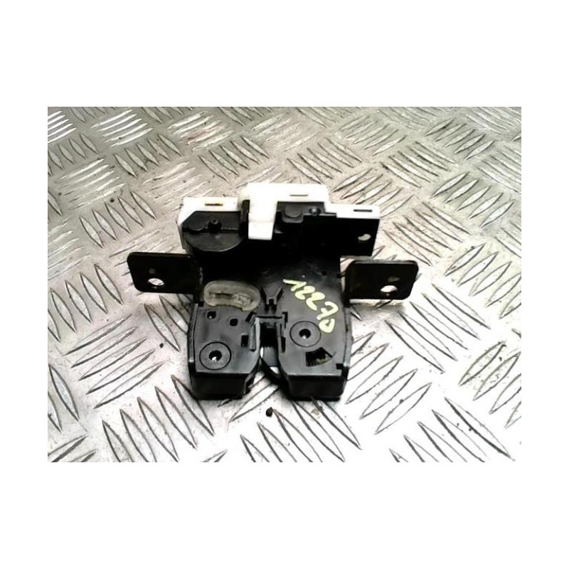 Serrure de hayon RENAULT MODUS PHASE 1 d’occasion
