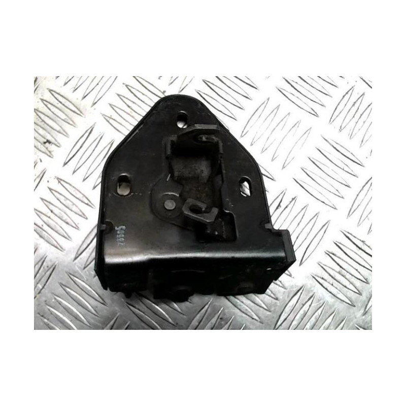 Serrure arriere droit RENAULT TRAFIC 2 PHASE 1 d’occasion