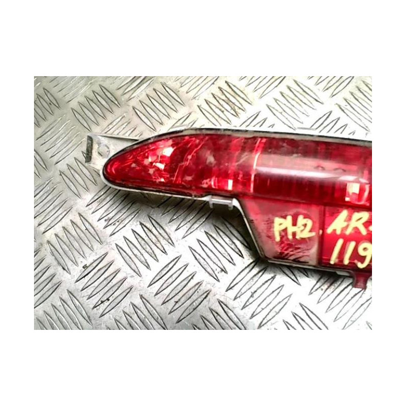 Feu arriere stop central PEUGEOT 208 1 PHASE 2 d’occasion