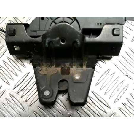 Serrure de coffre BMW SERIE 1 E87 PHASE 1 d’occasion