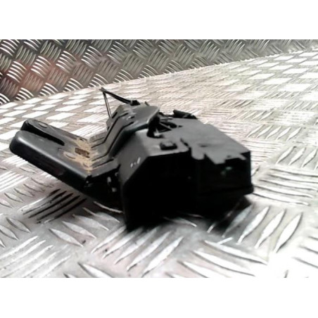 Serrure de coffre BMW SERIE 1 E87 PHASE 1 d’occasion
