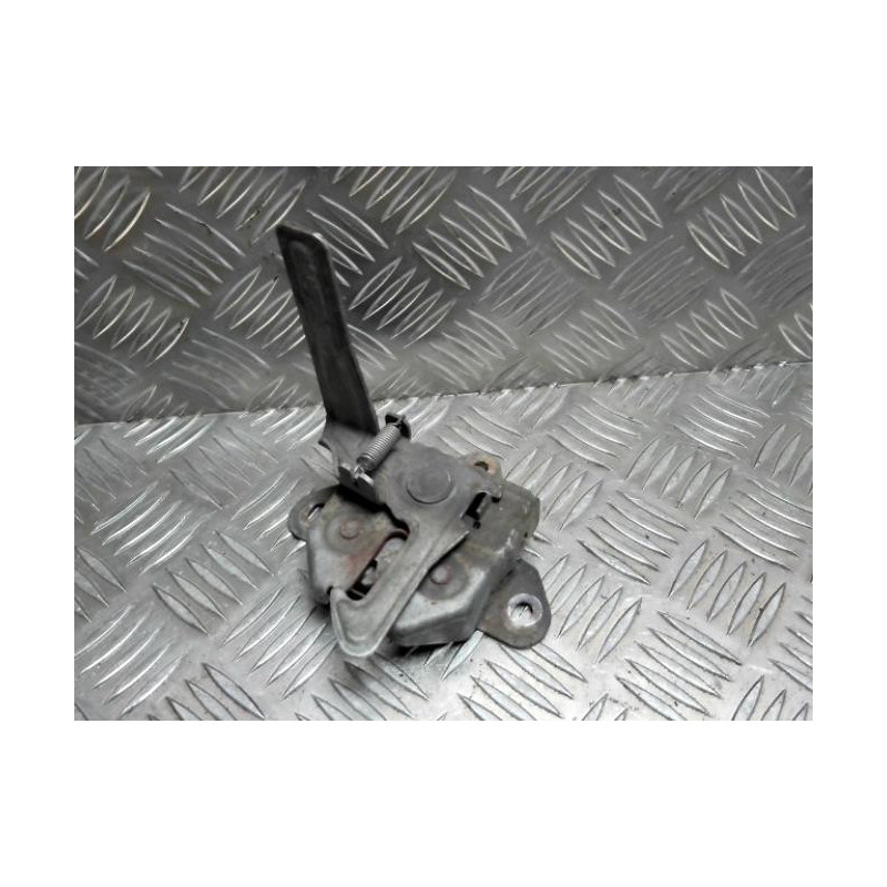 Serrure de capot SUZUKI SWIFT 3 d’occasion