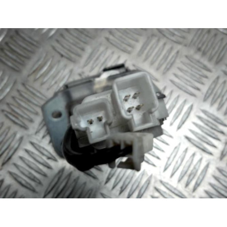 Serrure de hayon SUZUKI SWIFT 3 d’occasion