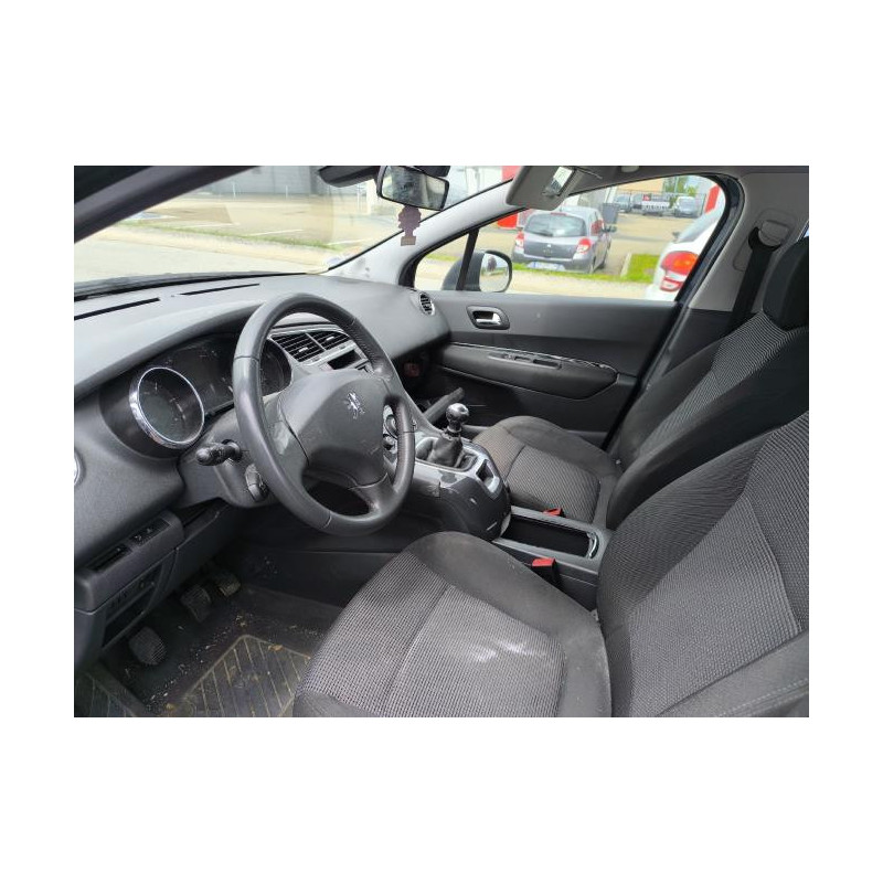 Platine feu arriere gauche PEUGEOT 5008 1 PHASE 1 d’occasion
