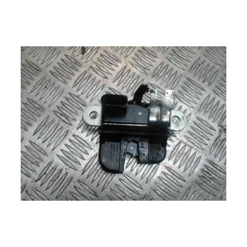 Serrure de capot VOLKSWAGEN TOURAN 1 PHASE 1 d’occasion