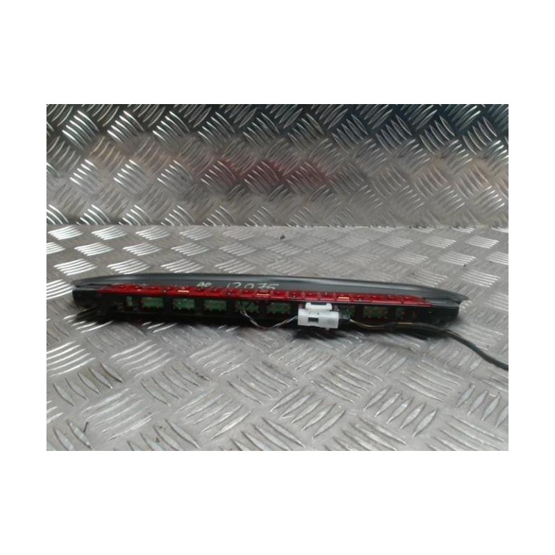 Feu arriere stop central BMW SERIE 3 E90 PHASE 2 d’occasion