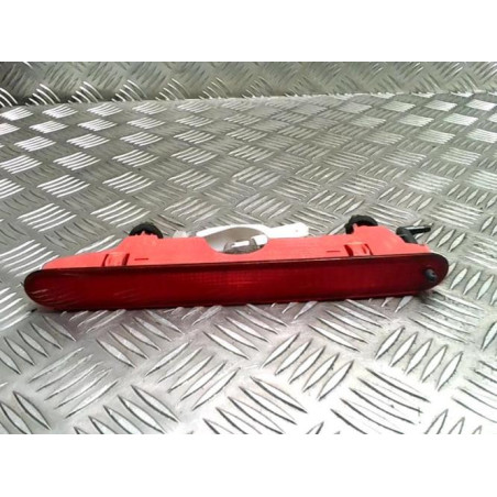 Feu arriere stop central CITROEN BERLINGO 2 PHASE 1 d’occasion
