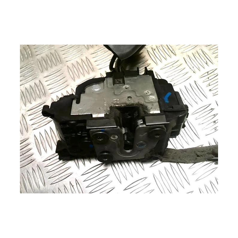 Serrure avant droit RENAULT MEGANE 3 PHASE 3 d’occasion