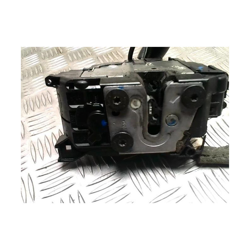 Serrure avant droit RENAULT MEGANE 3 PHASE 3 d’occasion