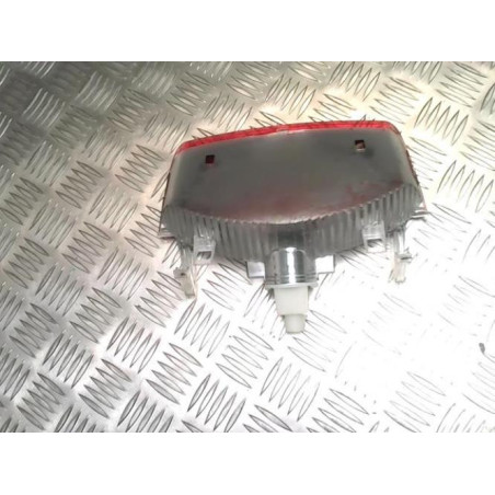 Feu arriere stop central NISSAN MICRA 3 PHASE 2 d’occasion