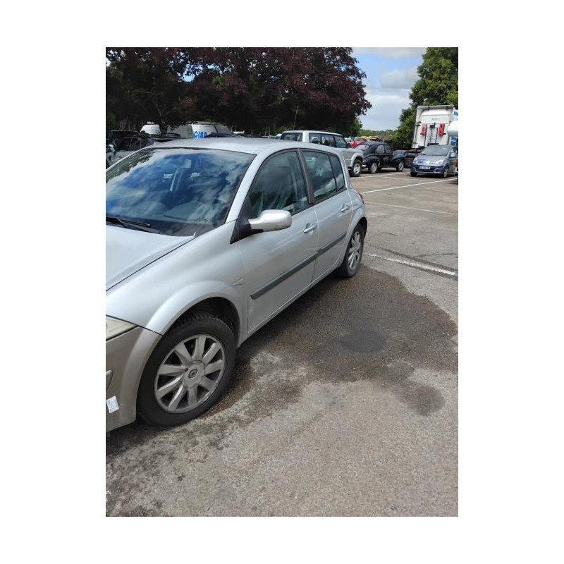 Feu arriere principal gauche (feux) RENAULT MEGANE 2 PHASE 2 d’occasion
