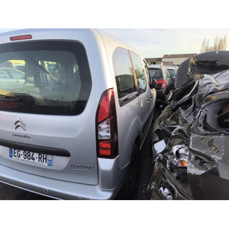 Platine feu arriere gauche CITROEN BERLINGO 2 PHASE 3 d’occasion