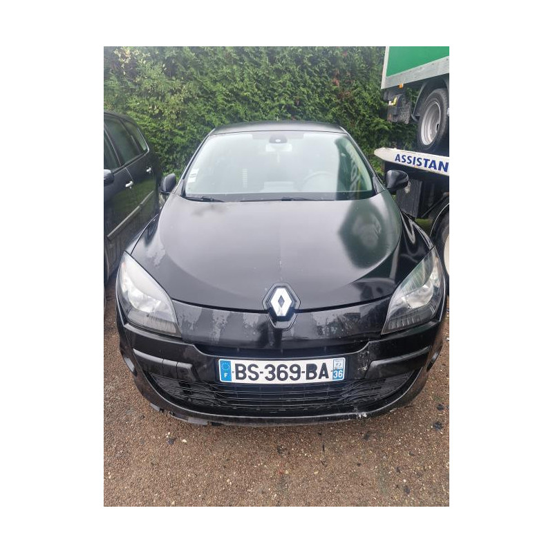 Panneau de porte avant droit RENAULT MEGANE 3 PHASE 1 BREAK d’occasion