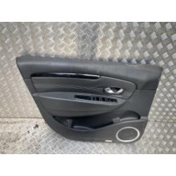 Panneau de porte avant gauche RENAULT SCENIC 3 PHASE 1 d’occasion