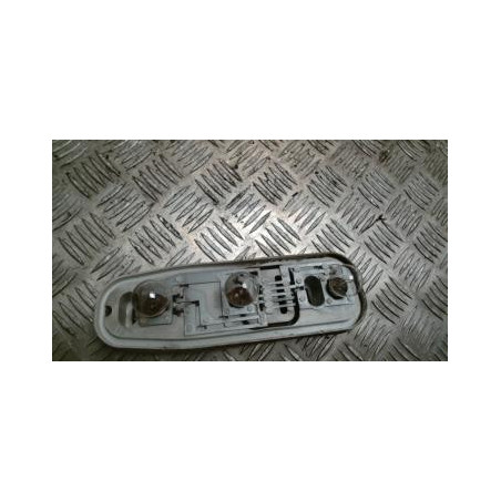 Platine feu arriere droit RENAULT TWINGO 1 PHASE 3 d’occasion