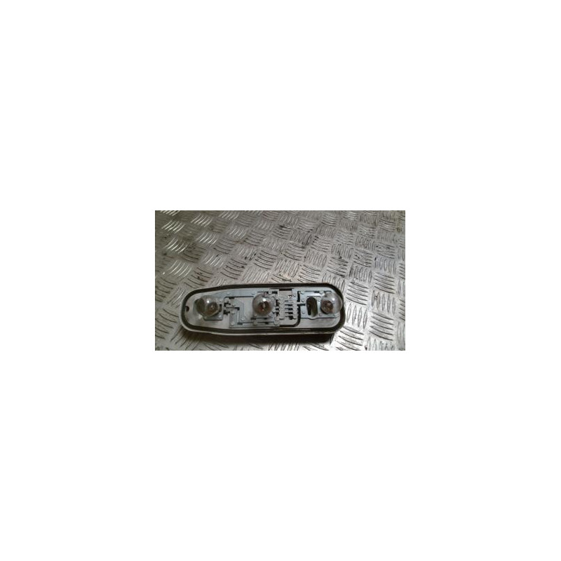 Platine feu arriere gauche RENAULT TWINGO 1 PHASE 3 d’occasion