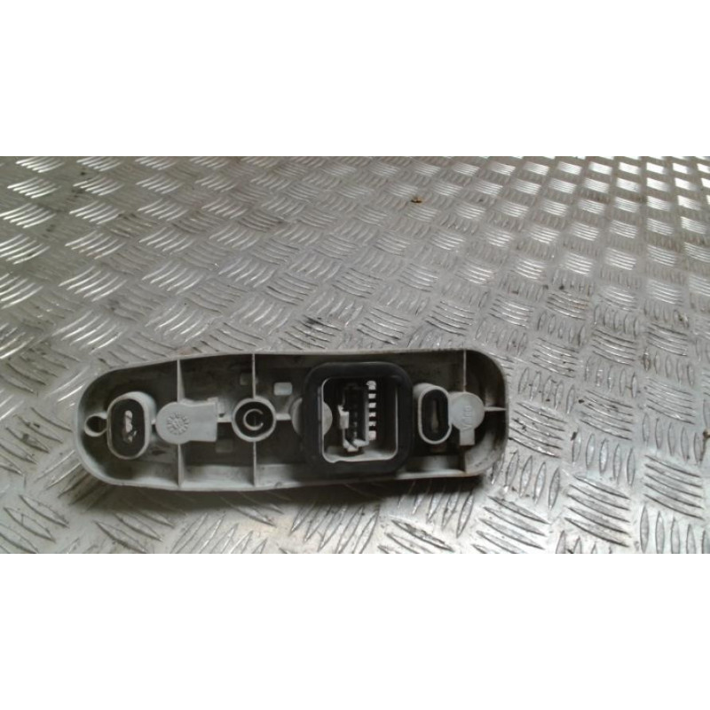 Platine feu arriere gauche RENAULT TWINGO 1 PHASE 3 d’occasion