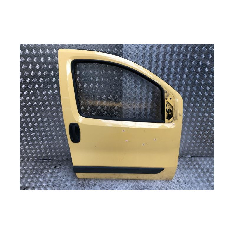 Porte avant droit CITROEN NEMO d’occasion