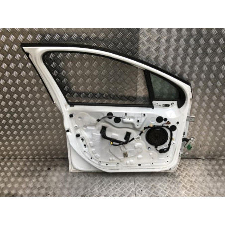 Porte avant gauche PEUGEOT 208 1 PHASE 2 d’occasion