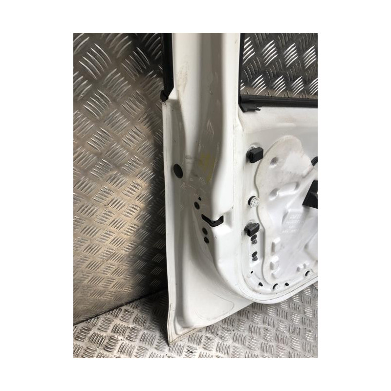 Porte avant gauche PEUGEOT 208 1 PHASE 2 d’occasion