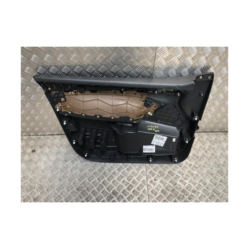 Panneau de porte avant droit PEUGEOT 308 2 PHASE 2 d’occasion
