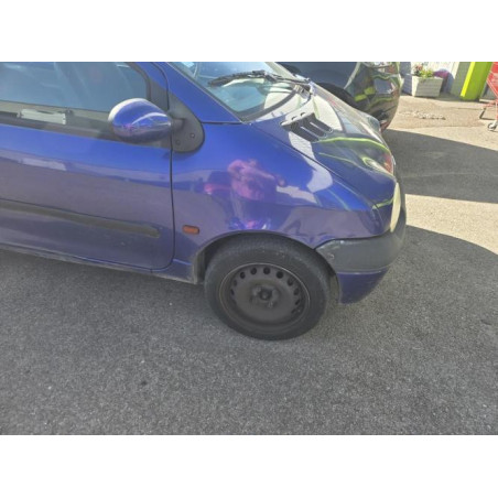 Platine feu arriere gauche RENAULT TWINGO 1 PHASE 3 d’occasion