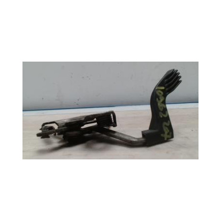 Serrure de capot PEUGEOT 207 PHASE 1 d’occasion