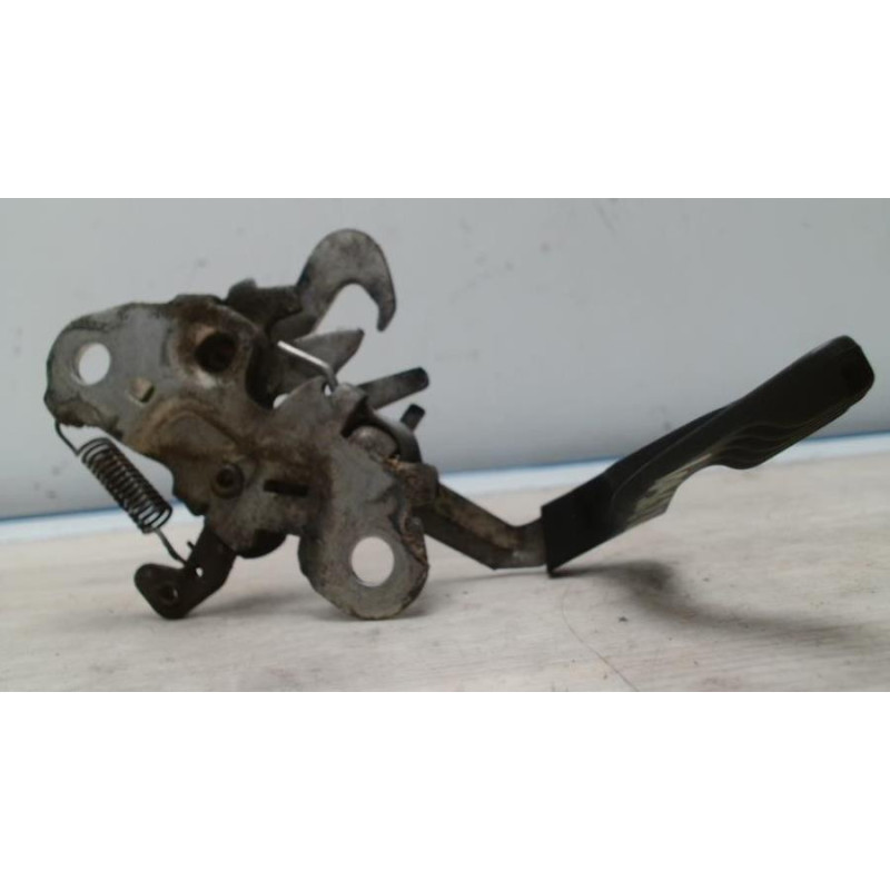 Serrure de capot PEUGEOT 207 PHASE 1 d’occasion