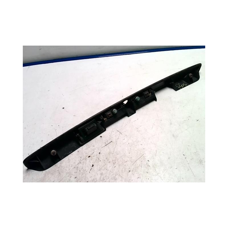 Baguette de coffre AUDI A3 1 PHASE 2 d’occasion