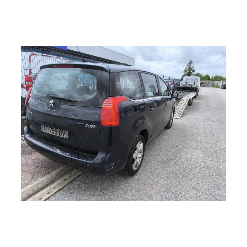 Renfort pare choc avant (traverse) PEUGEOT 5008 1 PHASE 1 d’occasion