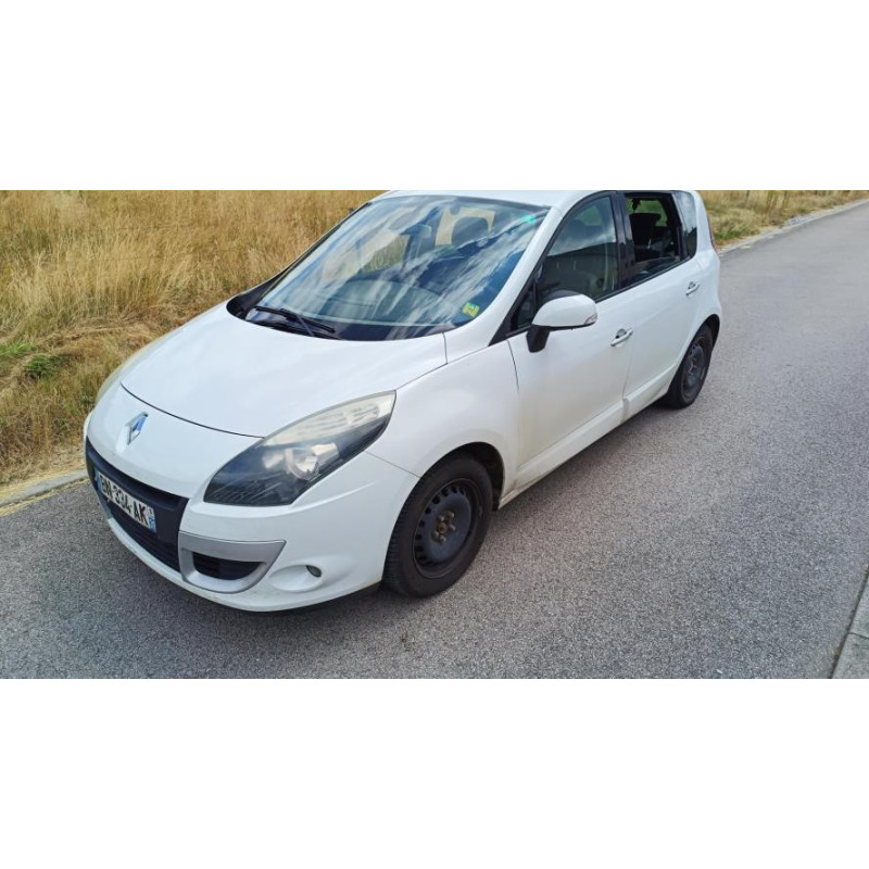 Feu arriere principal droit (feux) RENAULT SCENIC 3 PHASE 1 d’occasion