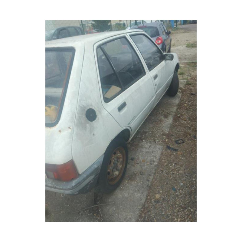 Serrure de coffre PEUGEOT 205 PHASE 2 d’occasion