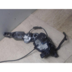 Serrure avant droit RENAULT CLIO 3 PHASE 1 d’occasion