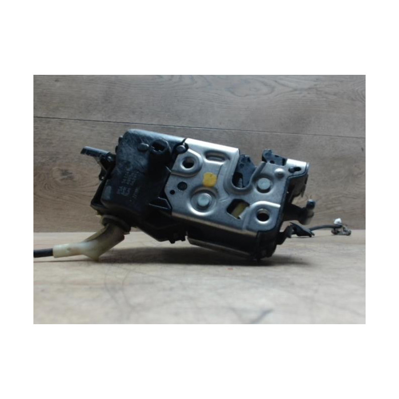Serrure avant droit PEUGEOT 308 1 PHASE 1 d’occasion