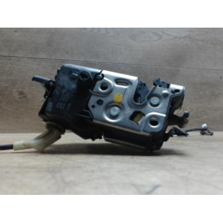 Serrure avant droit PEUGEOT 308 1 PHASE 1 d’occasion