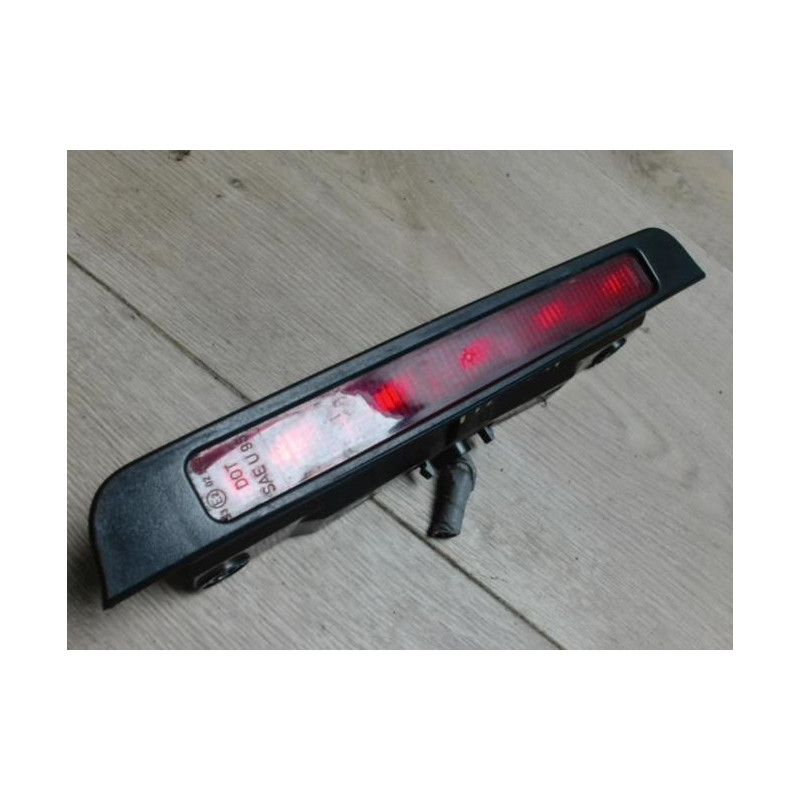 Feu arriere stop central HONDA CIVIC 7 PHASE 1 d’occasion