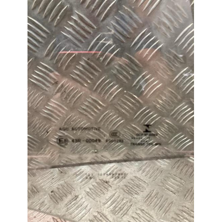Vitre avant droit PEUGEOT EXPERT 3 PHASE 1 d’occasion