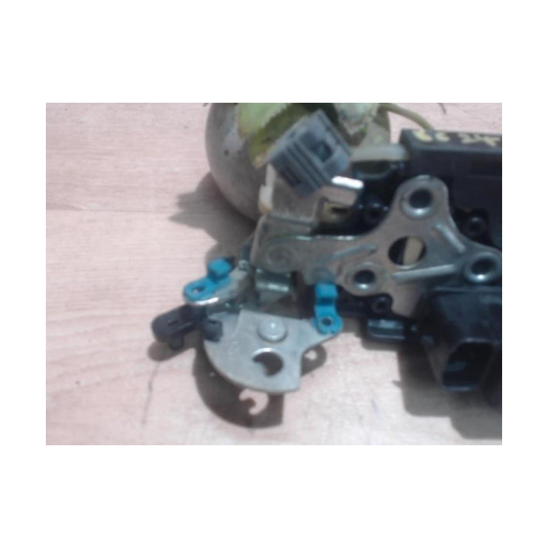 Serrure arriere droit CHEVROLET AVEO 1 d’occasion