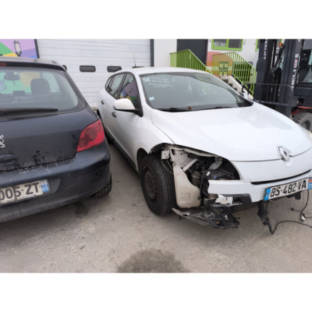 Retroviseur droit RENAULT MEGANE 3 PHASE 1 BREAK d’occasion