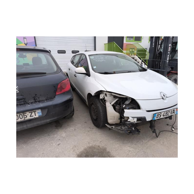 Retroviseur droit RENAULT MEGANE 3 PHASE 1 BREAK d’occasion