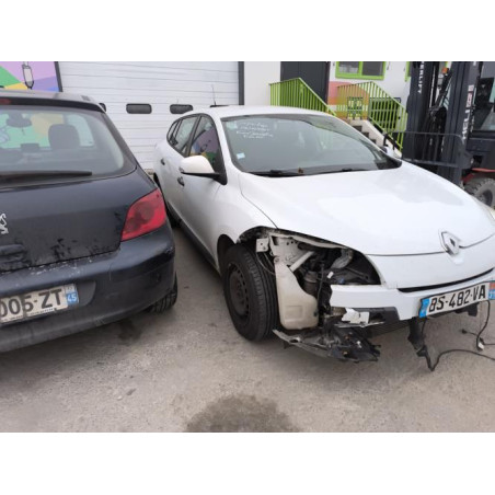 Retroviseur droit RENAULT MEGANE 3 PHASE 1 BREAK d’occasion