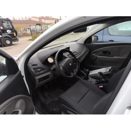 Retroviseur droit RENAULT MEGANE 3 PHASE 1 BREAK d’occasion